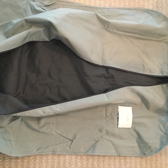 Tom Ford Garment Bag with Hangers - Picture 4 of 4